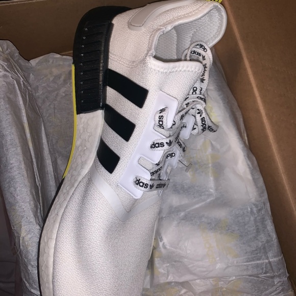 Adidas NMD - Picture 1 of 3